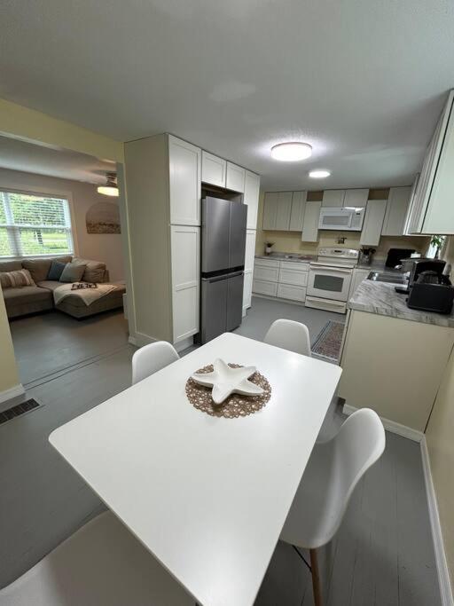 The Sunshine Homestay New Smyrna Beach Buitenkant foto
